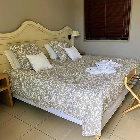 Suite Superieure Domaine Du Golf St Endreol, 1 A 2 Personnes La Motte  Exterior photo